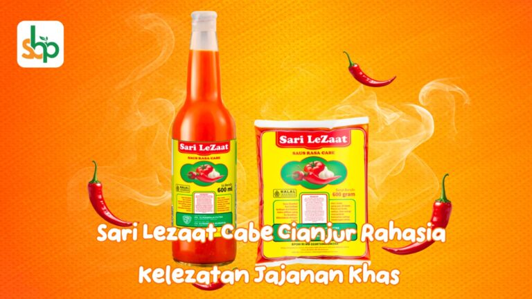 Mangkuk geco hangat dan mi bakso yang tersiram saus Sari lezaat cabe cianjur di atas meja makan